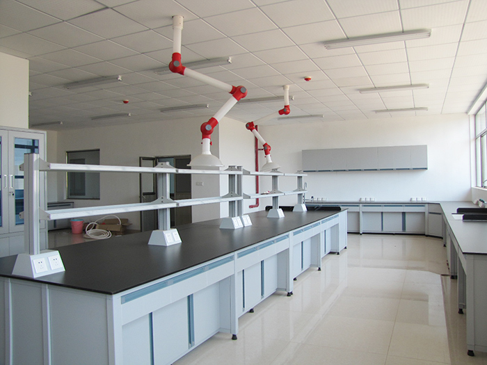 臺(tái)、萬(wàn)向吸收罩