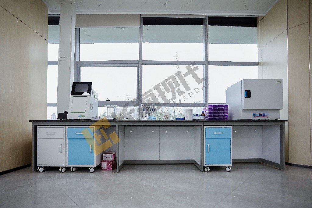 活動(dòng)式柜體試驗(yàn)臺(tái)